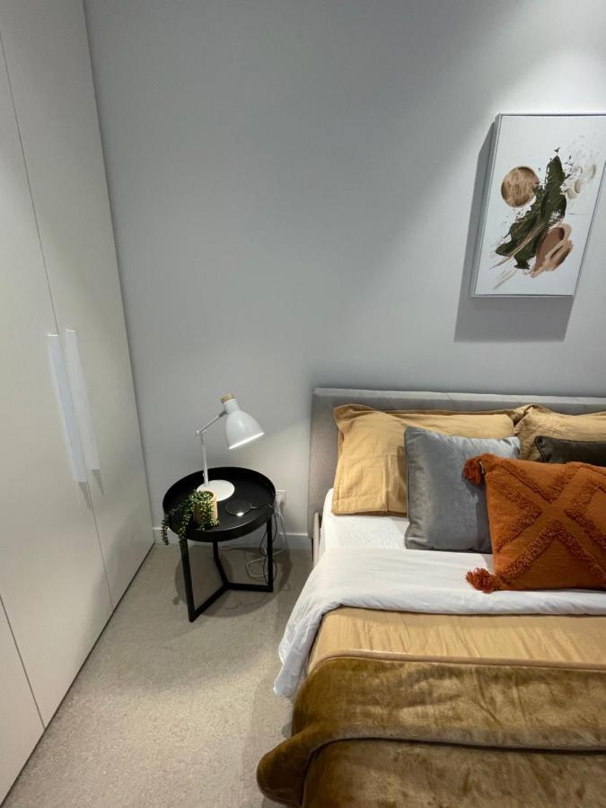 Cozy 1 Bed Apt & Spa,Free Parking ,Phenomena Views เมลเบิร์น ภายนอก รูปภาพ