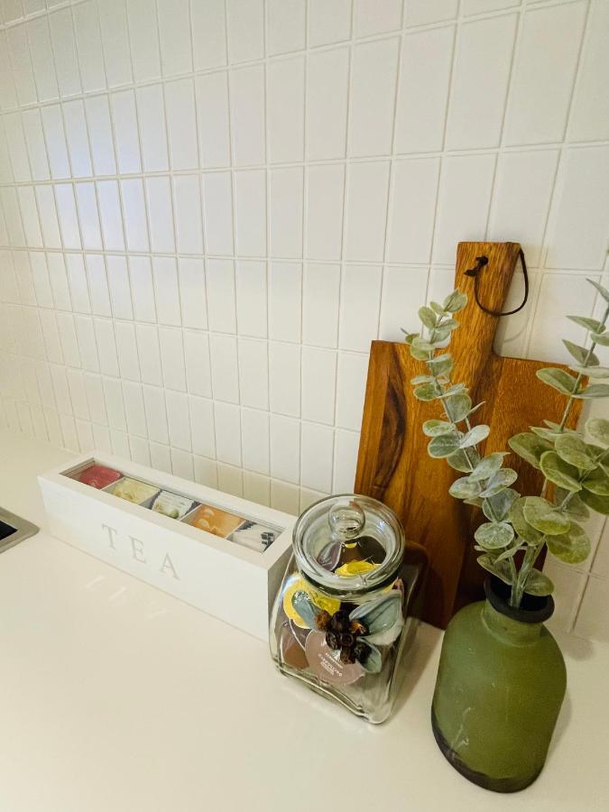 Cozy 1 Bed Apt & Spa,Free Parking ,Phenomena Views เมลเบิร์น ภายนอก รูปภาพ