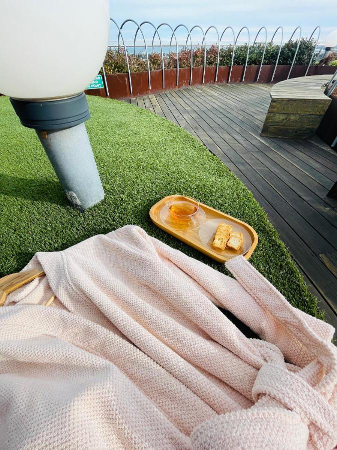 Cozy 1 Bed Apt & Spa,Free Parking ,Phenomena Views เมลเบิร์น ภายนอก รูปภาพ